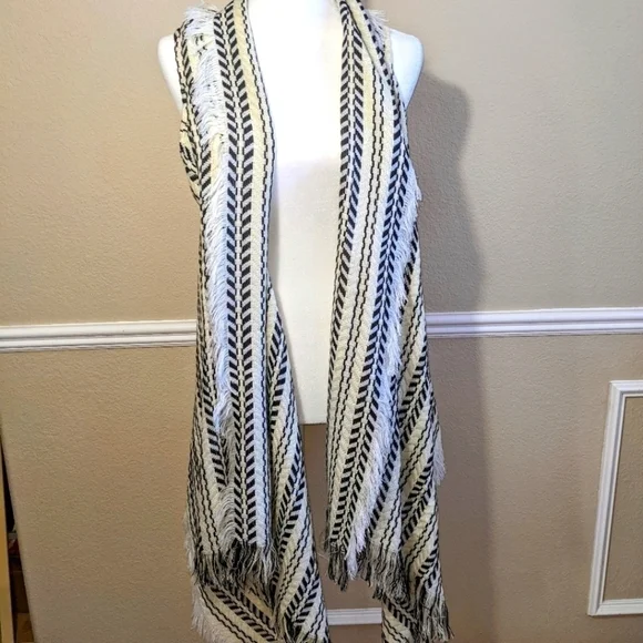 Boho Anna & Ava Long Vest Cardigan Fringe in Cream and Black - Picture 1 of 6